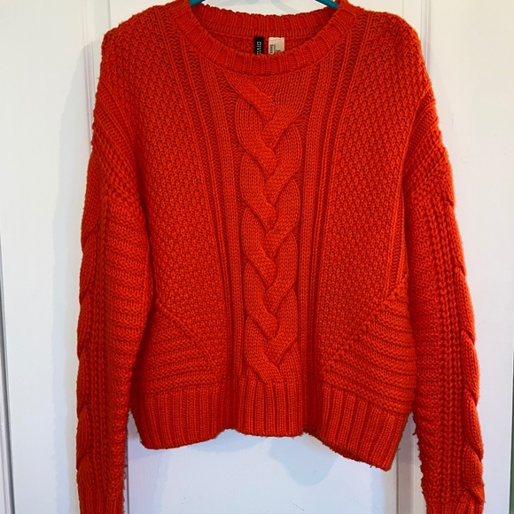H&M Sweaters - Knitted sweater